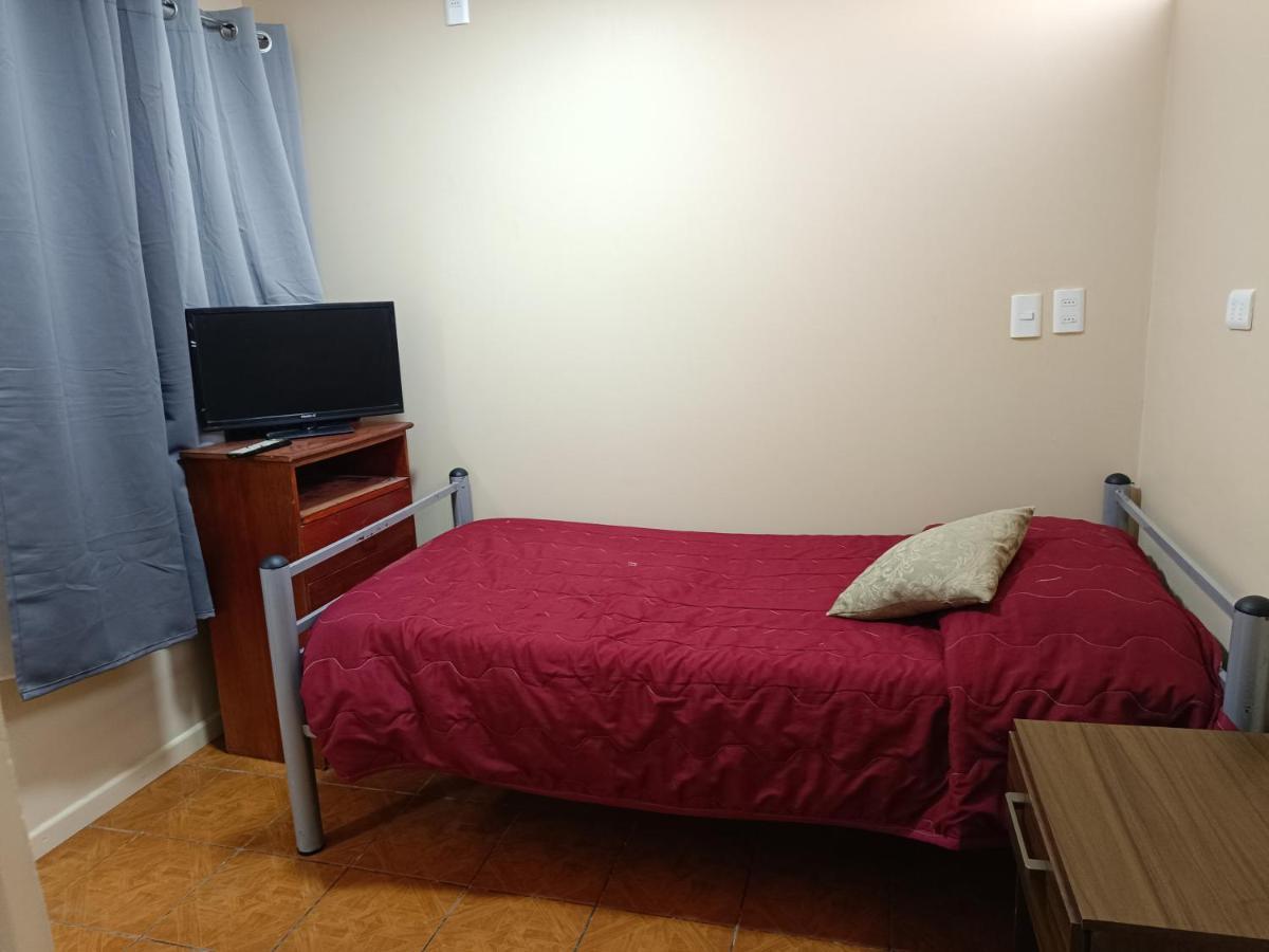 Hostal Ollague, Habitaciones Con Bano Privado Calama Exterior foto