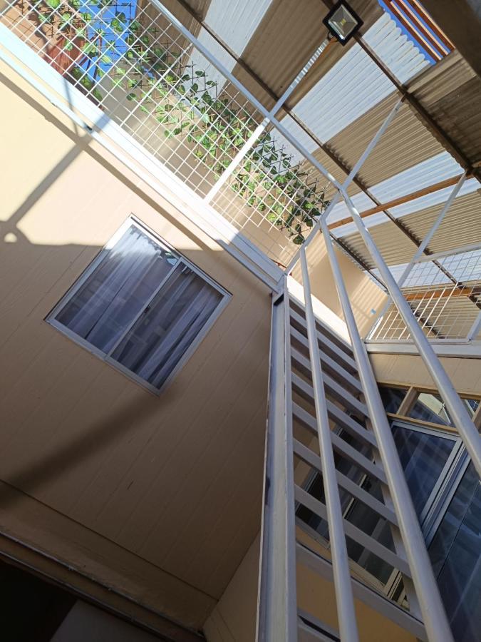 Hostal Ollague, Habitaciones Con Bano Privado Calama Exterior foto
